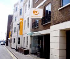 EC Brighton English School