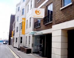 EC Brighton English School