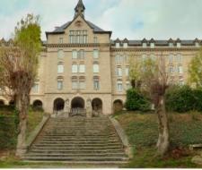 Lycée Louis Querbes Public School