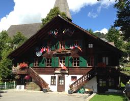 John F. Kennedy International School