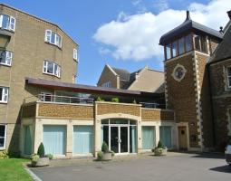 Oakham Private School