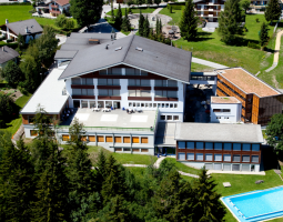 Les Roches School of Hotel Management in Switzerland