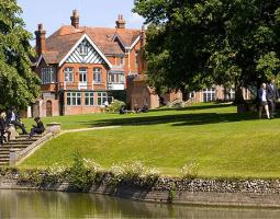 Bede's Eastbourne Summer School