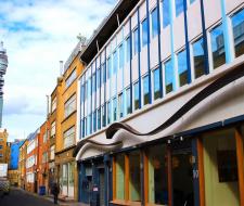 OISE Language School