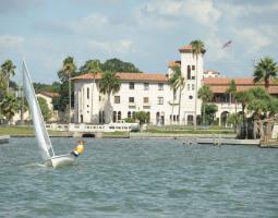 Admiral Farragut Academy
