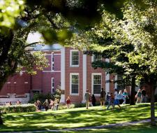 Tufts University (TU)