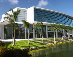 University of Miami (UM)
