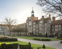 Wycombe Abbey Summer School
