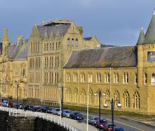 Prifysgol Aberystwyth (AU)