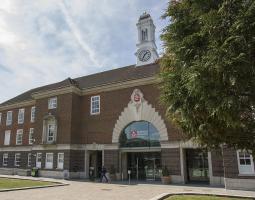 Middlesex University (MDX)