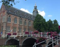 Universiteit Leiden (LEI)