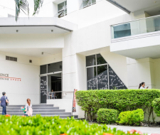 King Mongkut University of Technology Thonburi (KMUTT)