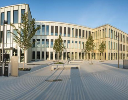 École des Hautes Études Commerciales de Paris Higher School of Commerce in Paris