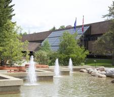 Athabasca University (AU)