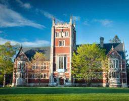 Bowdoin College (BC)