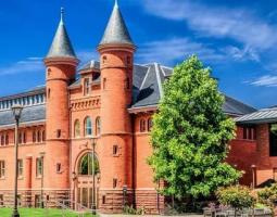 Wesleyan University (WU)