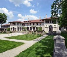 Lake Forest Academy private school