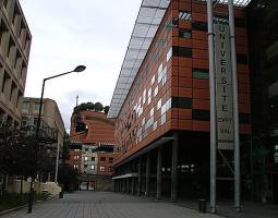 Université de Evry Val d'Essonne (UEVE)