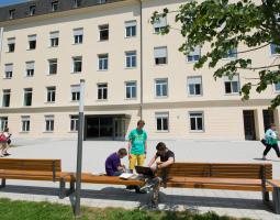 DIG Deutsch in Graz (language and summer school DIG Austria)