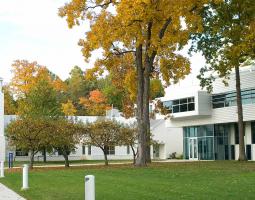 Maumee Valley Country Day School (private school)