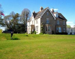 Claremont Independent Boarding School with Football Academy