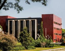 Pontificia Universidade Católica do Paraná PUCPR (PUCPR)