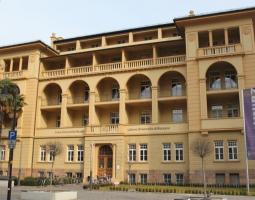 Libera università di Bolzano Free University Bozhen-Bolzano