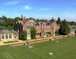 Frensham Heights Summer Camp