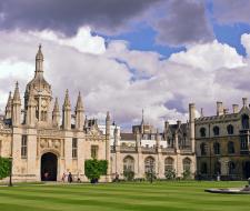 Kings University College