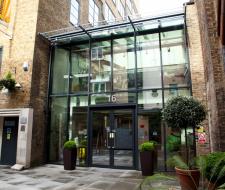 IH London Language School with English