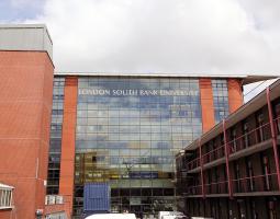 Embassy English language school in South Bank