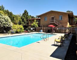 Justin-Siena High School