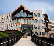 La Trobe College Australia