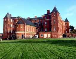 University of Worcester Summer Camp for kids