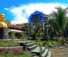 Sam Ratulangi University