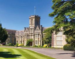 Queen's College Etherton Education