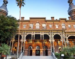 The University of Tampa English Language School