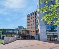 Yamanashi Gakuin University – College of Liberal Arts