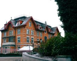 Institut auf dem Rosenberg (Rosenberg Institute)