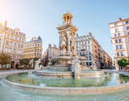 INSEEC School of Management in Lyon