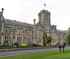 Queen's College Summer School, Taunton Holiday Courses