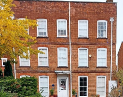 Dolphin Private School in Great Britain