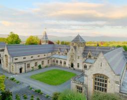 Myddelton College boarding school