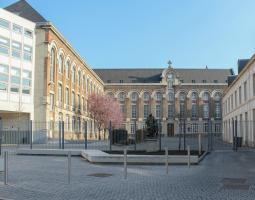 École Supérieure Angevine en Informatique et Productique (ESAIP), Graduate School of Information Technology and Production