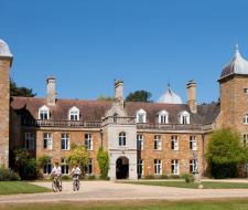 Maidwell Hall Private School