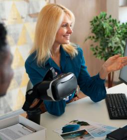 25% discount for English courses in Toronto and Vancouver