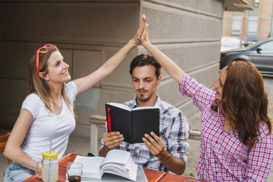 Special offers from Abbey College for international students