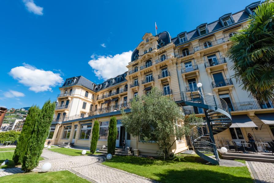 Study at the Hotel Institute Montreux - Hotel Management School