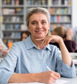 Special offer from the EU School Network for adult language programs 30+