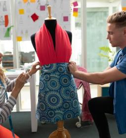 Summer courses Fashion design in England